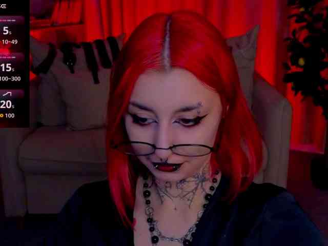 MistressMarcelline webcam