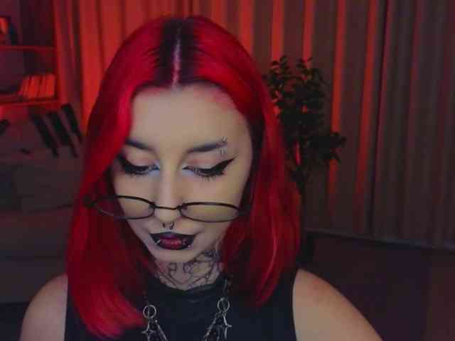 mistressmarcelline's live room