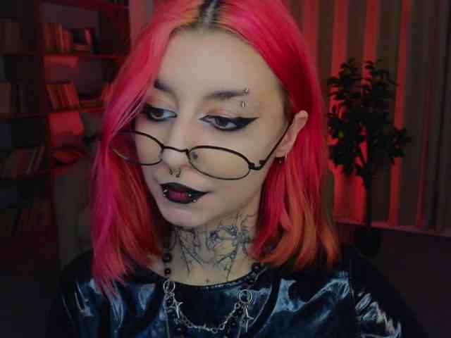 MistressMarcelline webcam