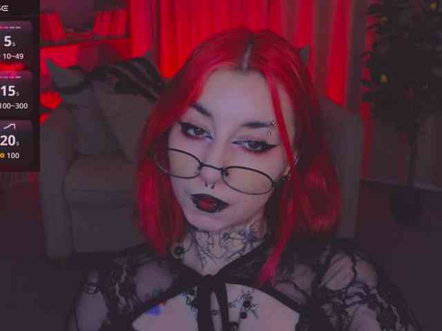 MistressMarcelline webcam