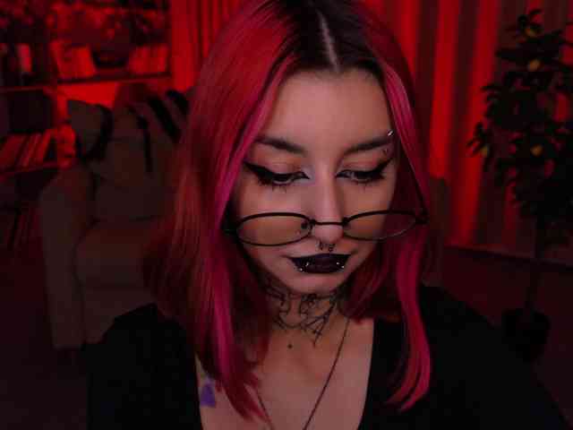 MistressMarcelline webcam