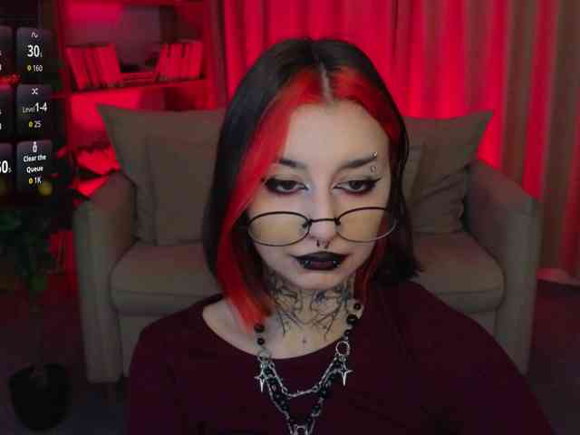 MistressMarcelline webcam
