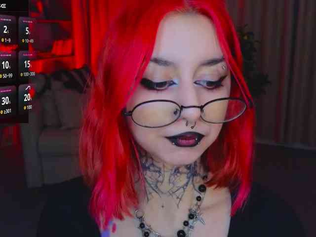 MistressMarcelline webcam