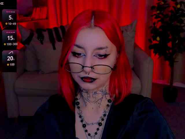 MistressMarcelline webcam