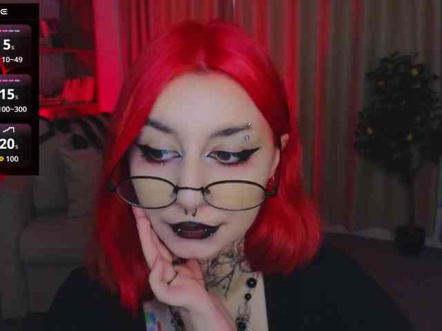 MistressMarcelline webcam