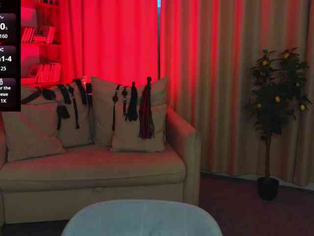MistressMarcelline webcam