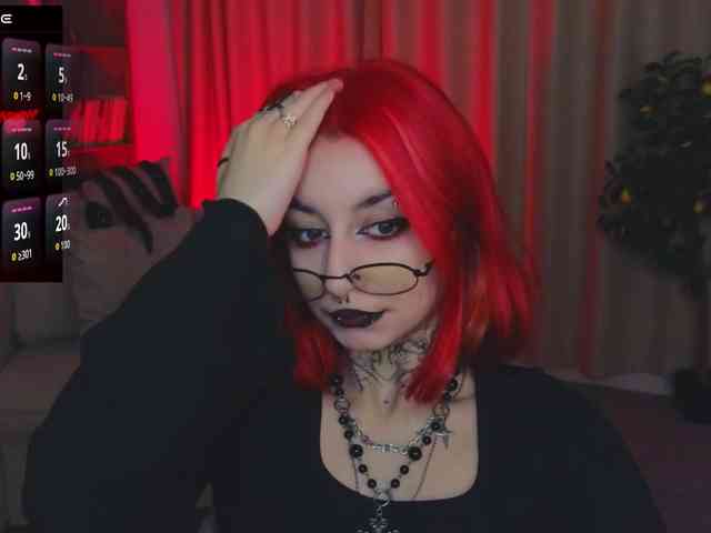 MistressMarcelline webcam