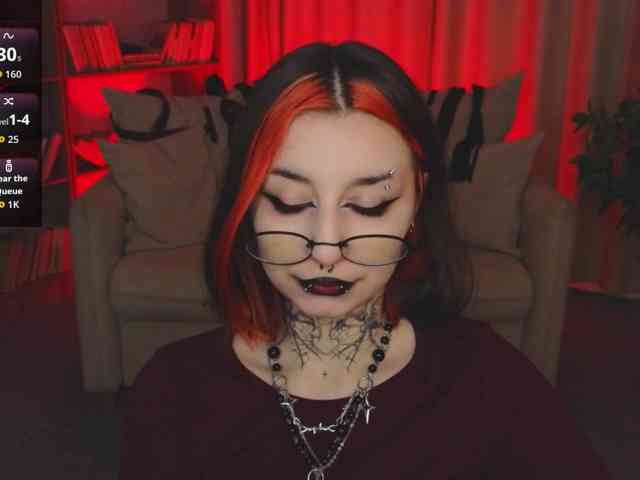 MistressMarcelline webcam