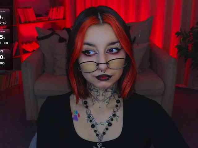 MistressMarcelline webcam