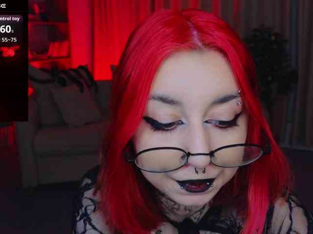 MistressMarcelline webcam