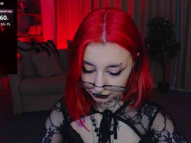 MistressMarcelline webcam