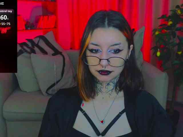 MistressMarcelline webcam