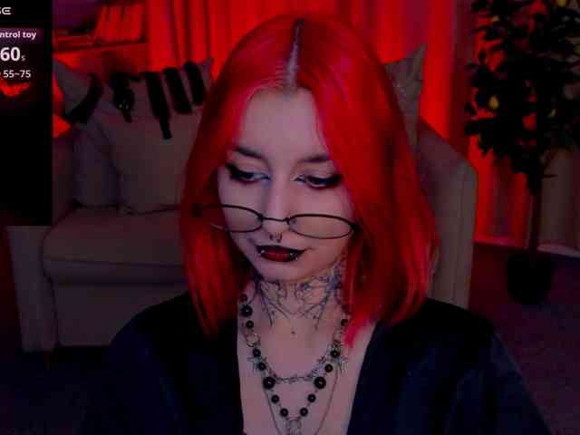 MistressMarcelline webcam