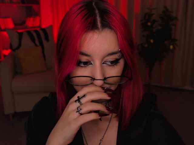 MistressMarcelline webcam