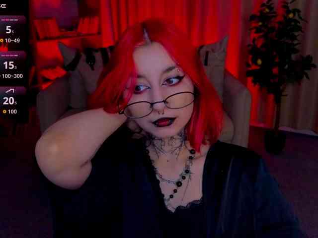 MistressMarcelline webcam