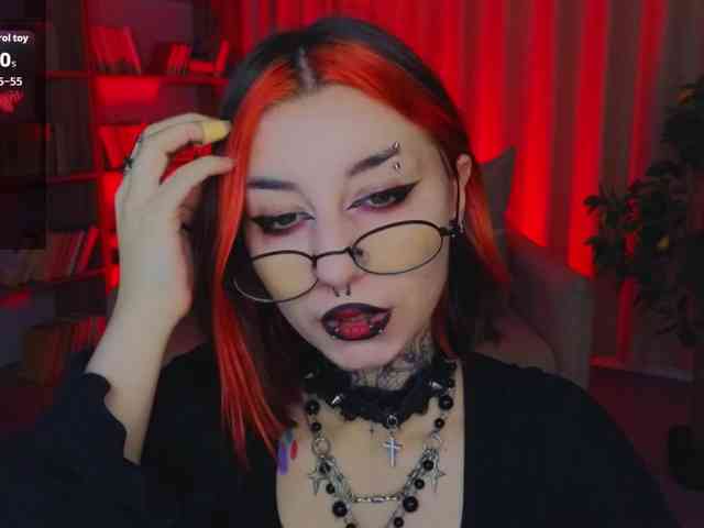 MistressMarcelli... Live Webcam on BongaCams