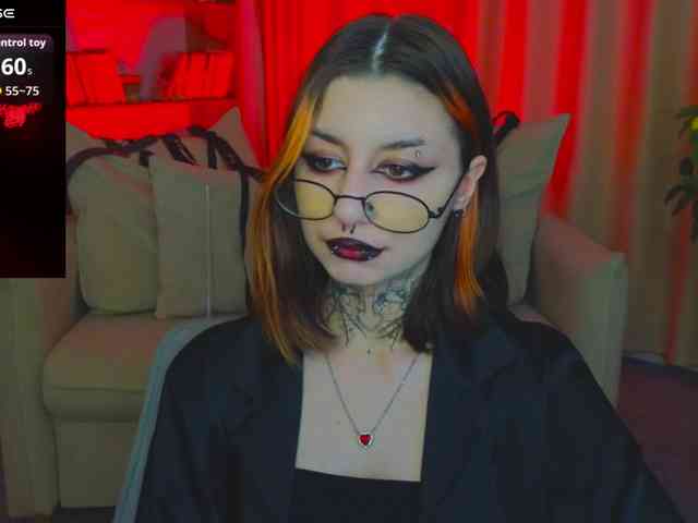 MistressMarcelline webcam