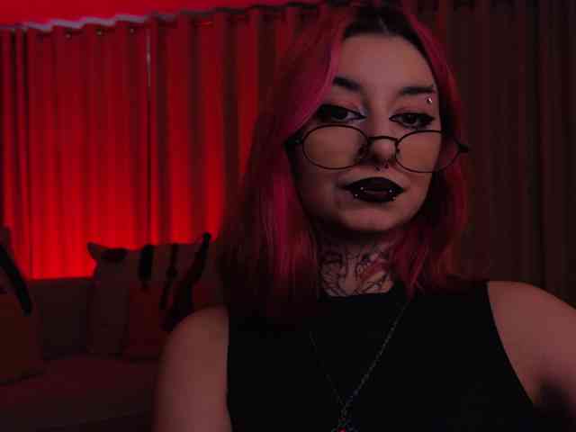 MistressMarcelline webcam