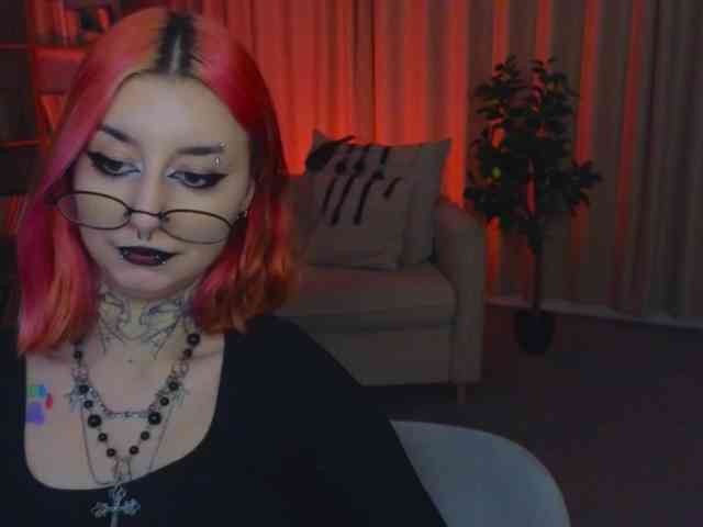 MistressMarcelline webcam