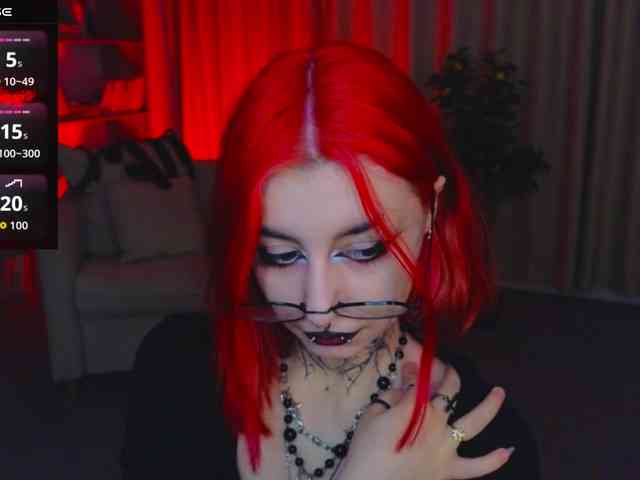 MistressMarcelline webcam