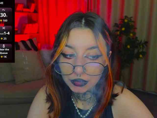 MistressMarcelline webcam