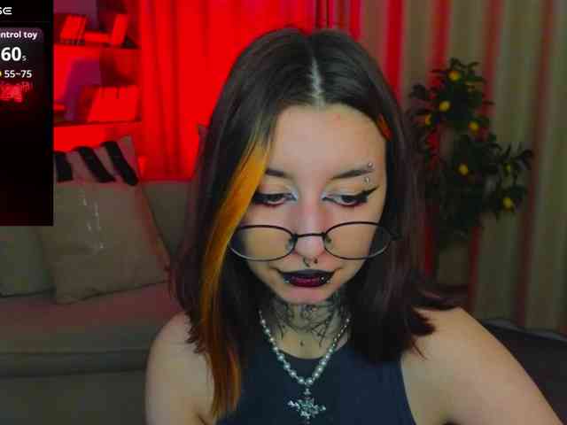 MistressMarcelline webcam
