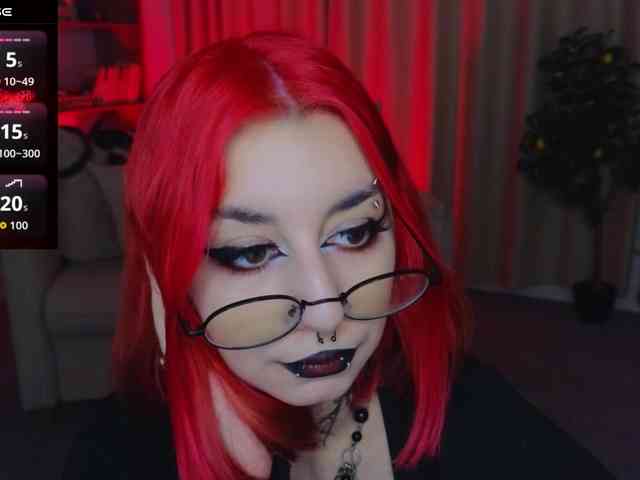MistressMarcelline webcam
