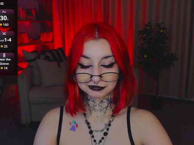 MistressMarcelline webcam