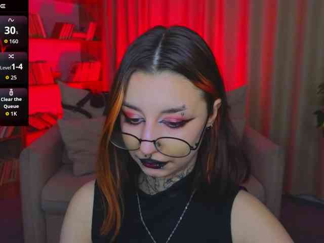 MistressMarcelline webcam