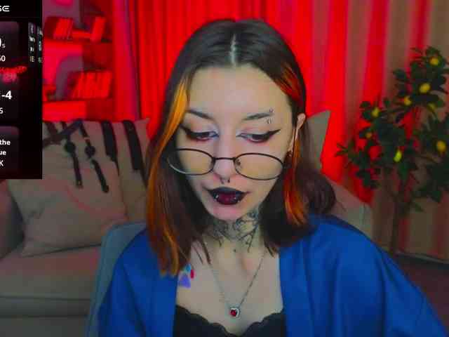 MistressMarcelline webcam