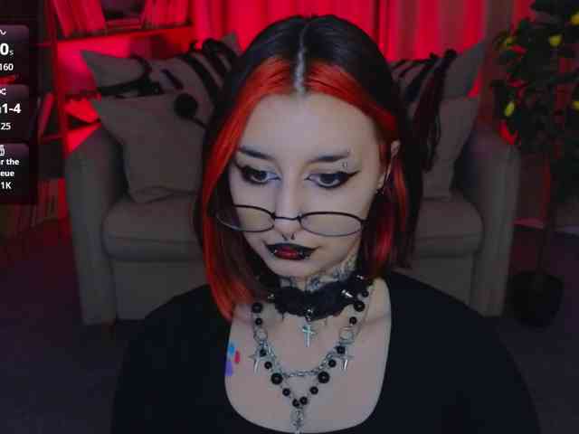 MistressMarcelline webcam