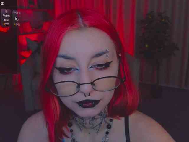 MistressMarcelline webcam