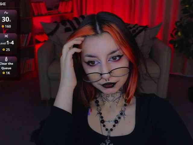 MistressMarcelline webcam