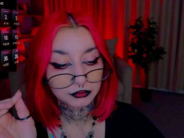 MistressMarcelline webcam