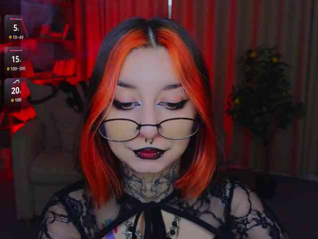 MistressMarcelline webcam