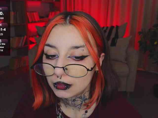 MistressMarcelline webcam