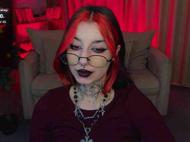 MistressMarcelline webcam