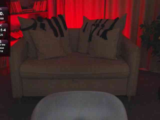 MistressMarcelline webcam