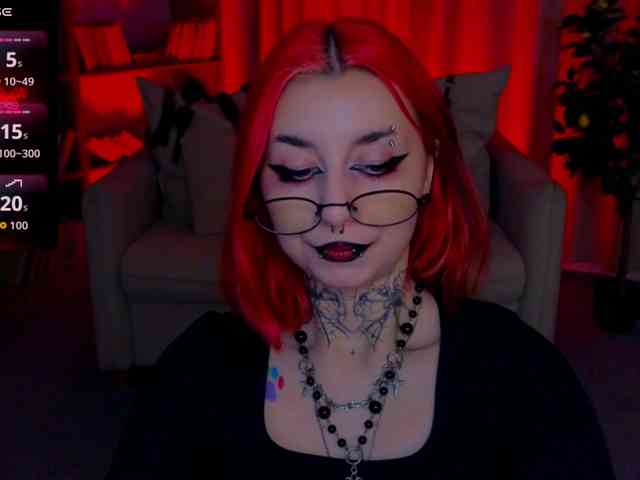 MistressMarcelline webcam