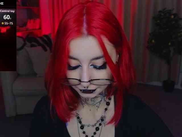 MistressMarcelline webcam