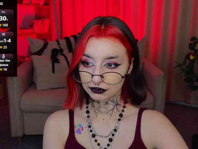 MistressMarcelline webcam