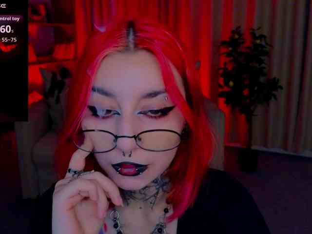 MistressMarcelline webcam
