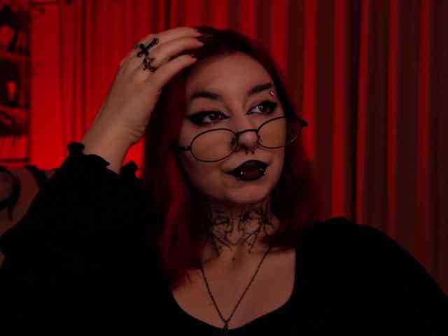 MistressMarcelline webcam