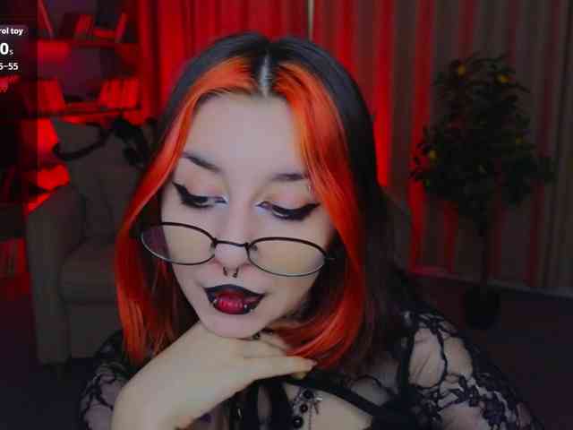 MistressMarcelline webcam