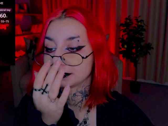 MistressMarcelline webcam