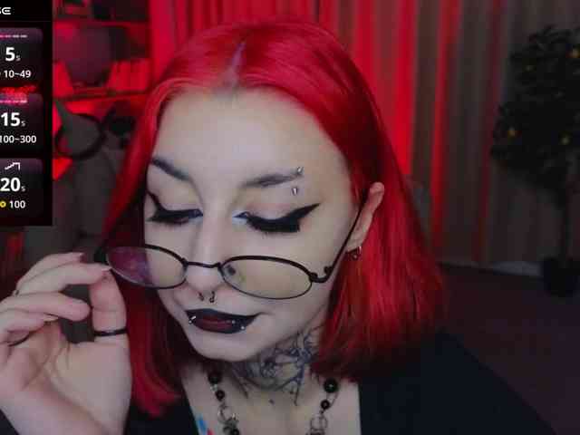 MistressMarcelline webcam
