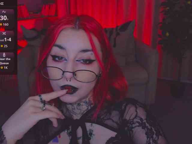 MistressMarcelline webcam
