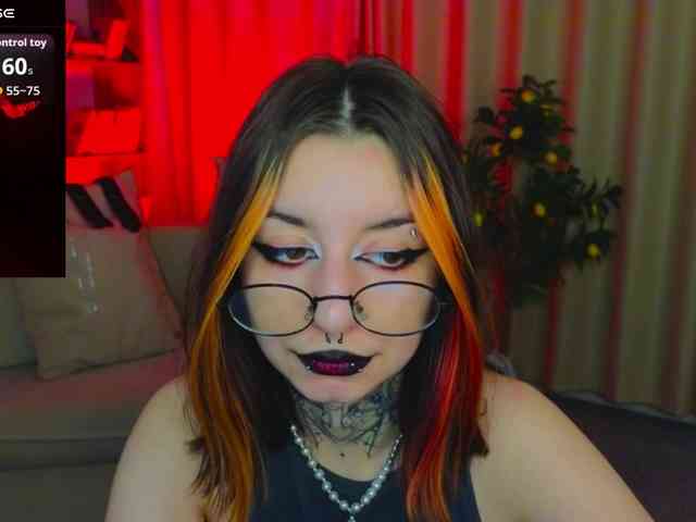 MistressMarcelline webcam