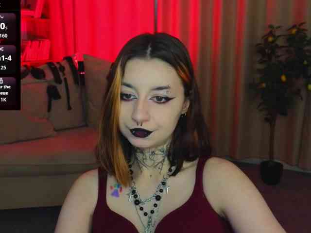 MistressMarcelline webcam