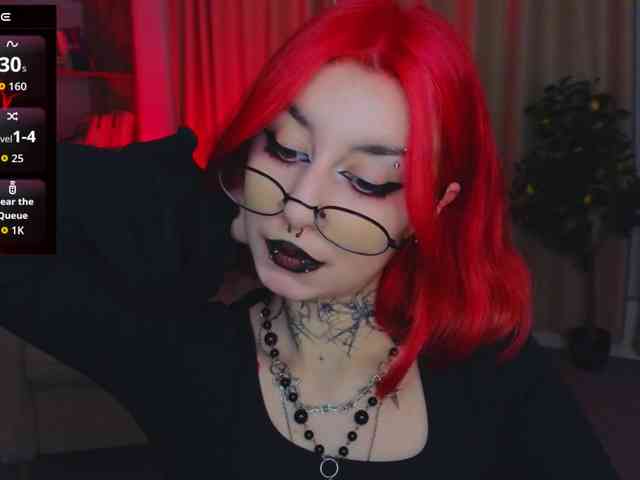 MistressMarcelline webcam